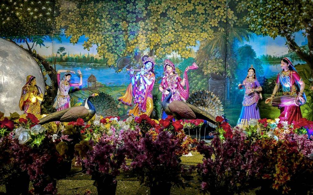 Vrindavan Tour krishna and radha picture