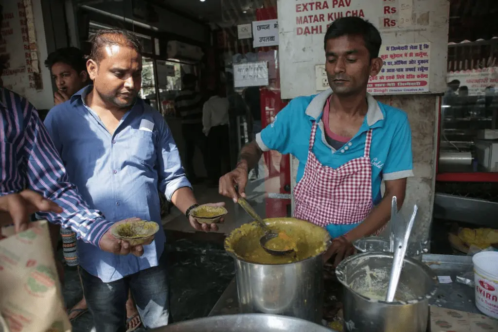 agra sabzi and kachaudi shop